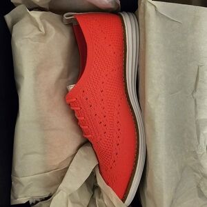 NIB Cole Hann Stitchlite oxfords